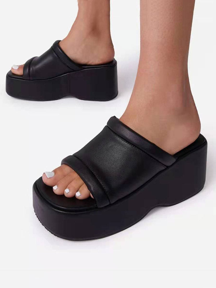 Sandalen mit Plateauabsatz und Keilabsatz