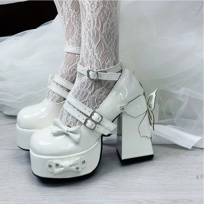 Latform Heels
