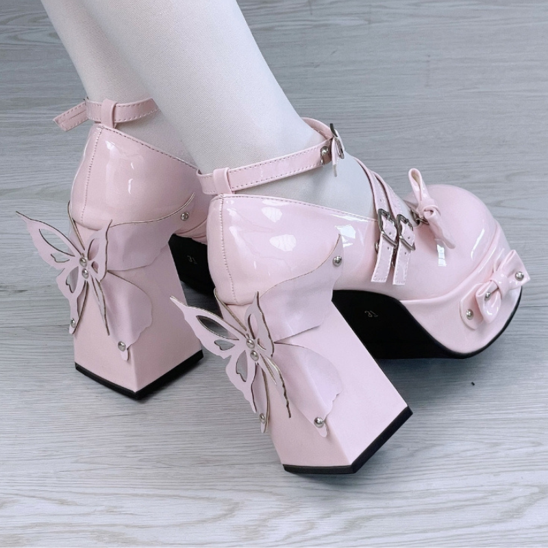 Latform Heels