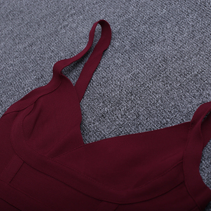 Midikleid mit Wickeldesign und Trägern in Weiß