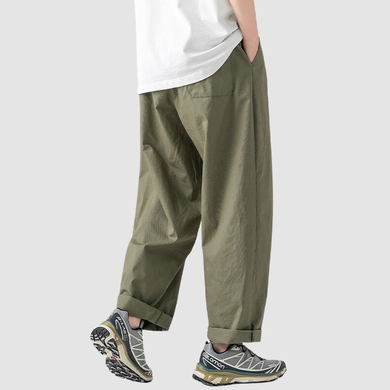 Pantalones cargo de pierna recta con diseño plisado para exteriores