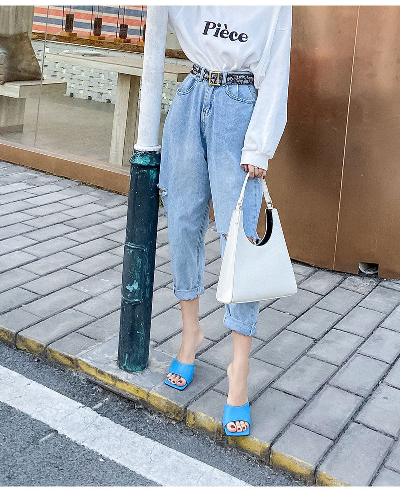 Mules básicos de punta cuadrada de moda
