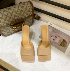 Mules básicos de punta cuadrada de moda