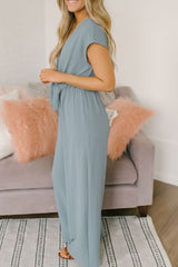 Einfarbiger rückenfreier, lockerer Jumpsuit mit V-Ausschnitt