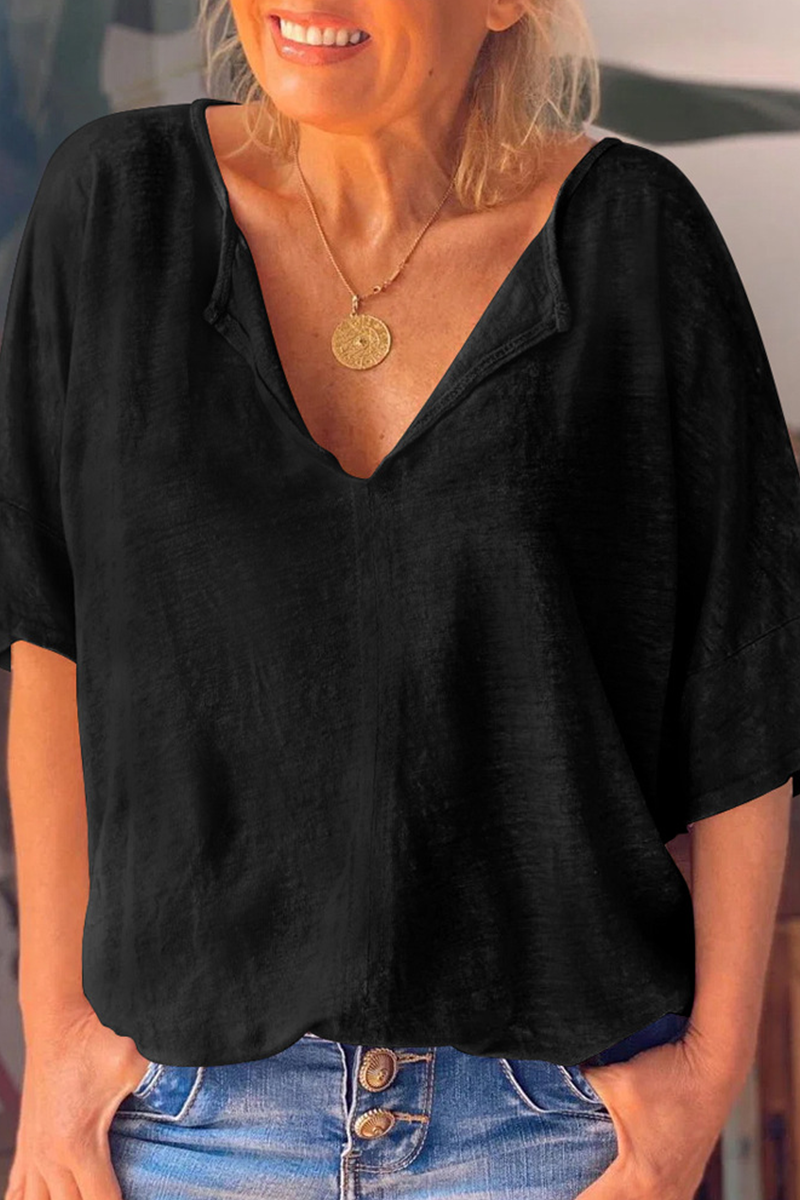 Camisetas de cuello en V con abertura sólida