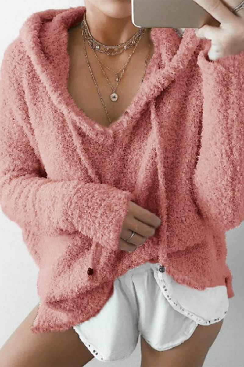 Tops con capucha y cuello con cordón ajustable y unión dividida sólida