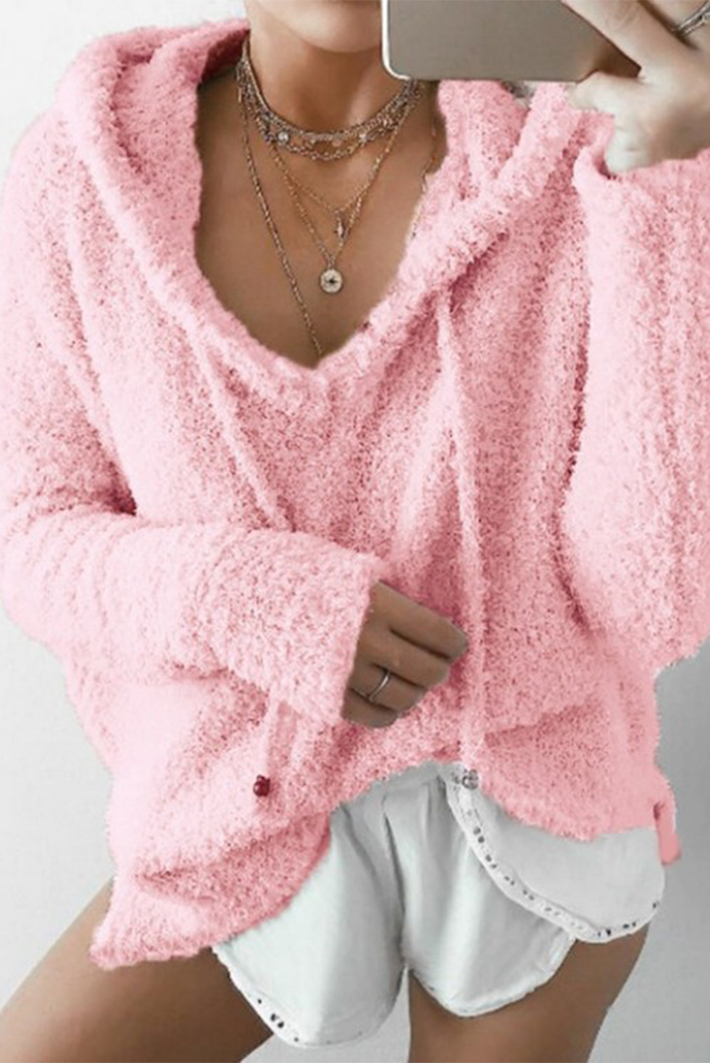 Tops con capucha y cuello con cordón ajustable y unión dividida sólida