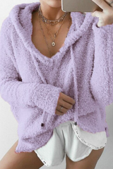 Tops con capucha y cuello con cordón ajustable y unión dividida sólida
