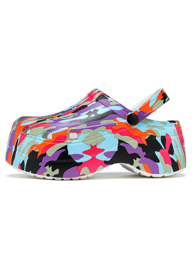 Lässige Sandalen mit dicker Sohle und Loch