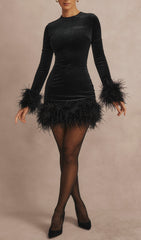 Minivestido de terciopelo negro
