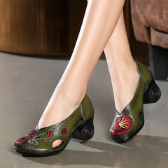 Zapatos de tacón alto con bordado hecho a mano y zapatos de cuero ahuecados