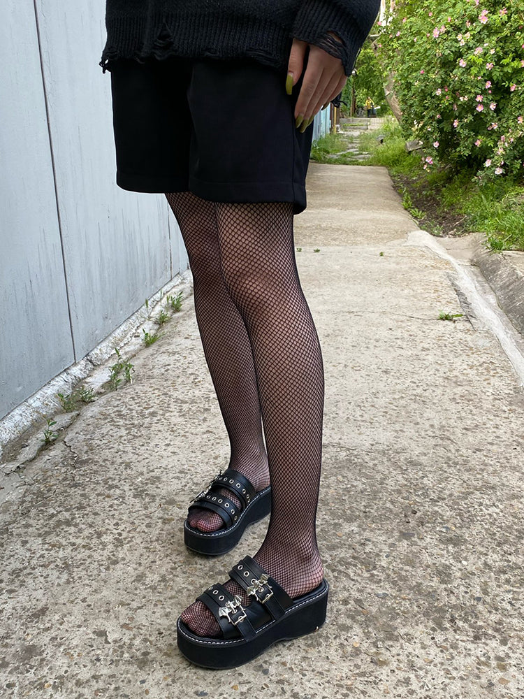 Fledermaus-Plateau-Sandalen mit Doppelschnalle