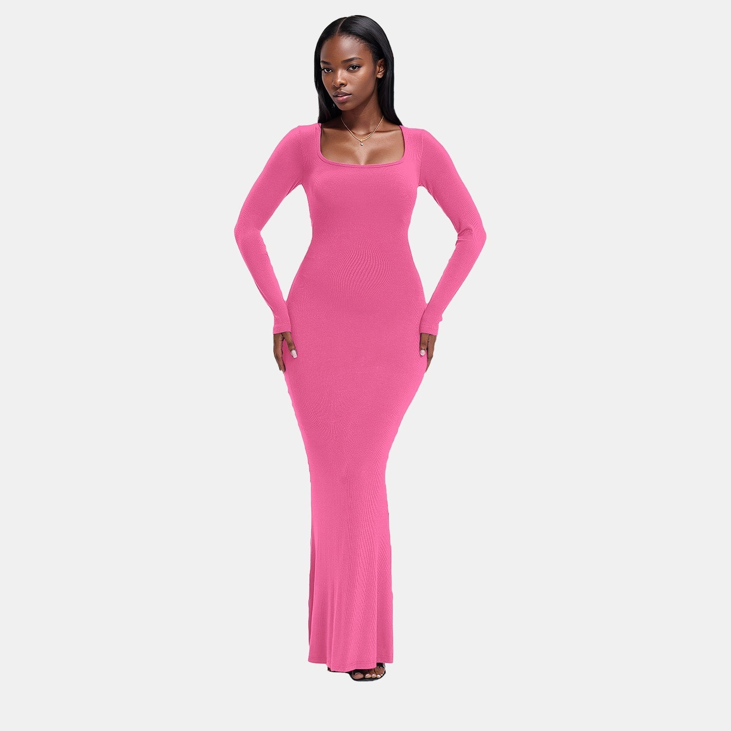 Maxikleid mit integriertem Shaper, langen Ärmeln und quadratischem Ausschnitt