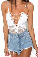 Bodysuit und Dessous aus Spitze mit Hohlsaum
