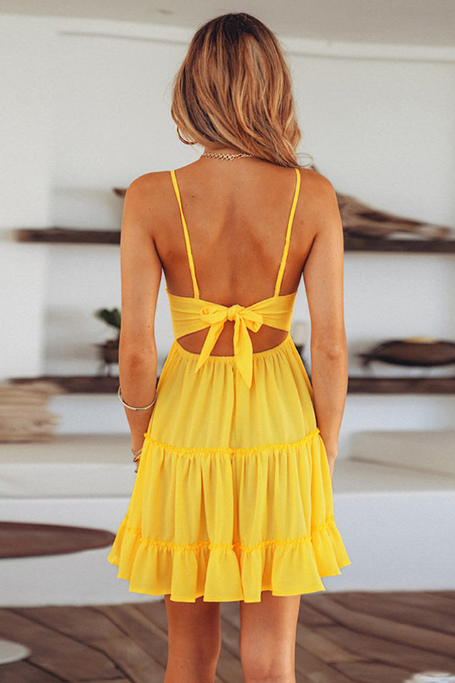 Ärmelloses Neckholderkleid aus Spitze