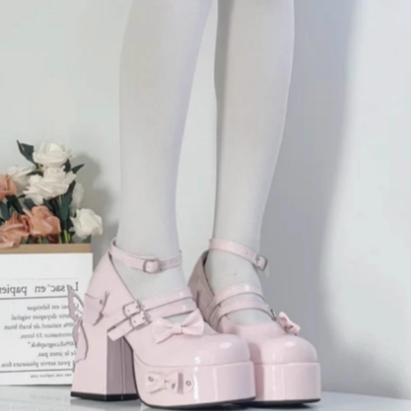 Latform Heels