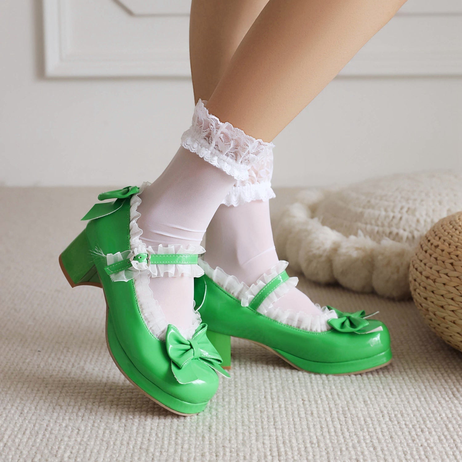 Süße Lolita-Schuhe mit rosa Schleifen und klobigem Absatz