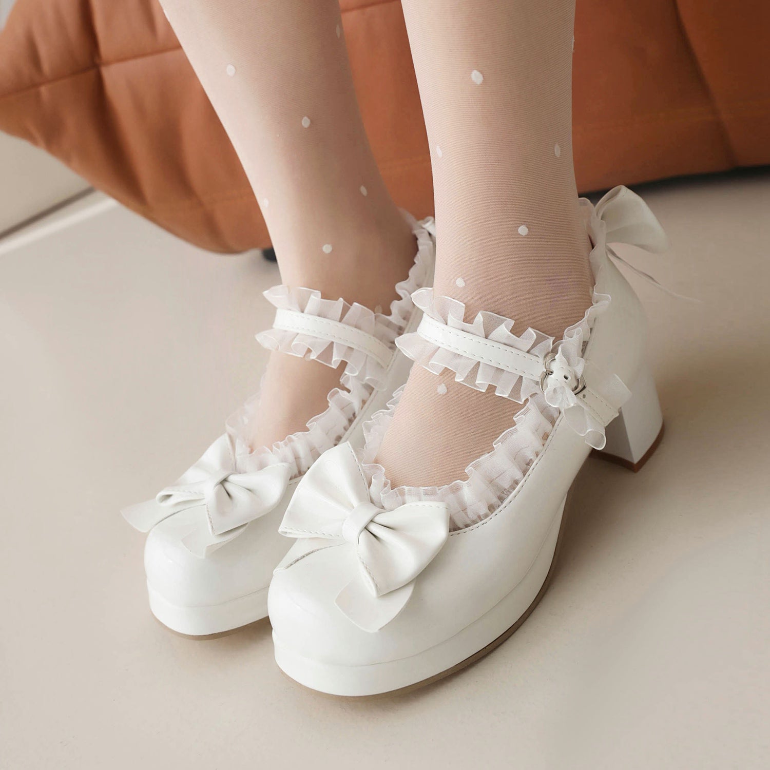 Süße Lolita-Schuhe mit rosa Schleifen und klobigem Absatz
