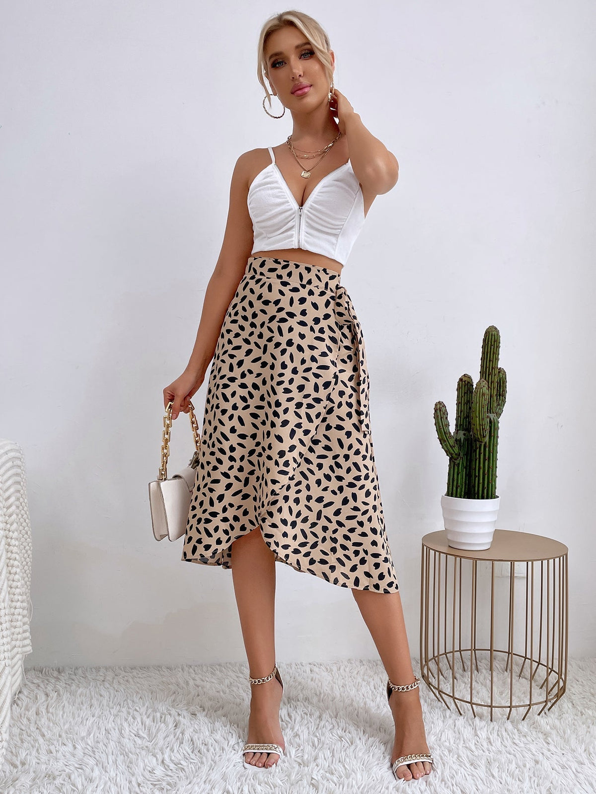 Falda dividida con estampado de lunares de temperamento de moda 