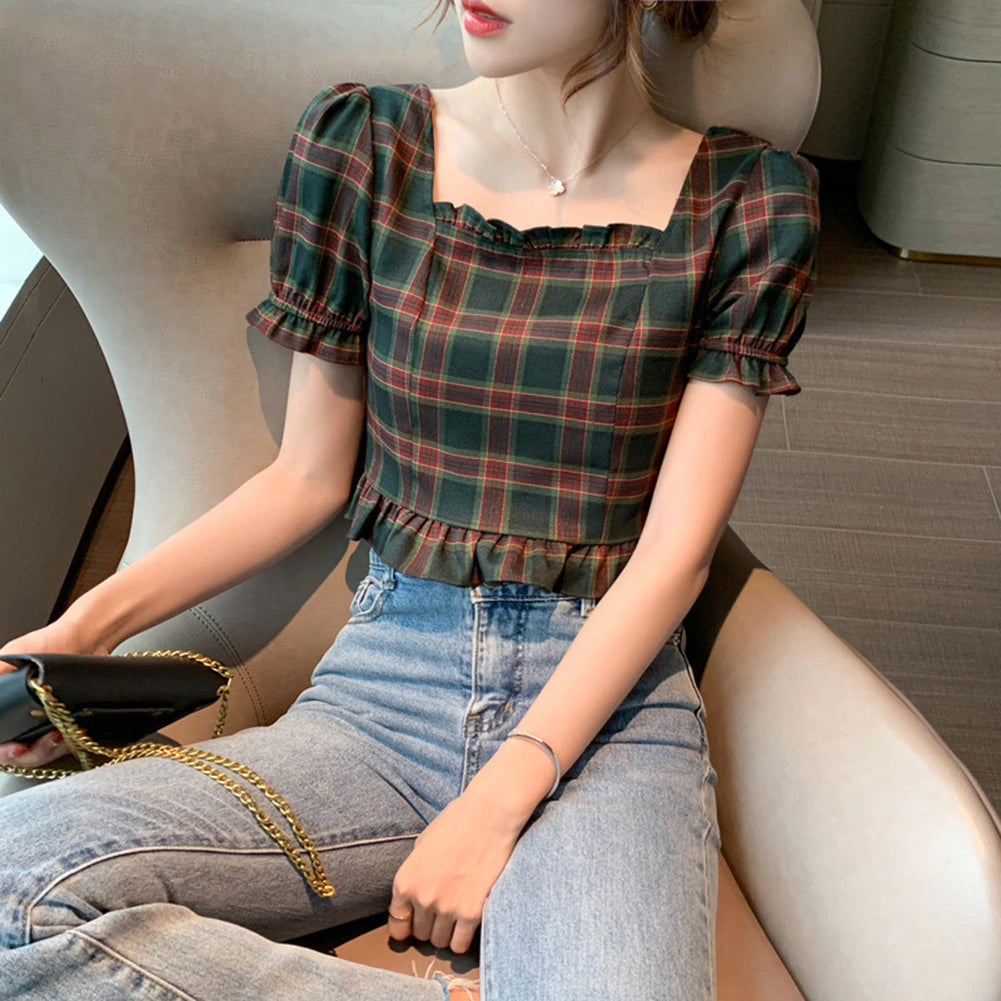 Karierte Bluse mit Puffärmeln und quadratischem Ausschnitt