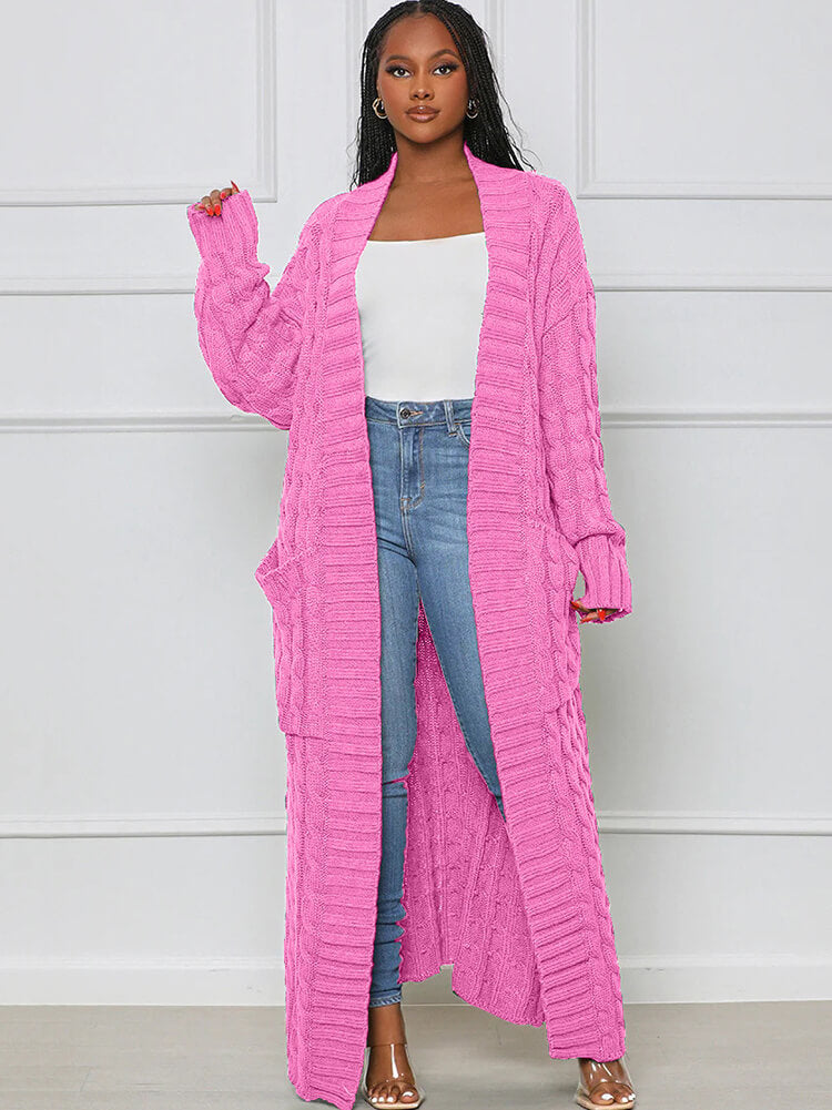 Einfarbige, figurbetonte Strickjacke mit langen Ärmeln