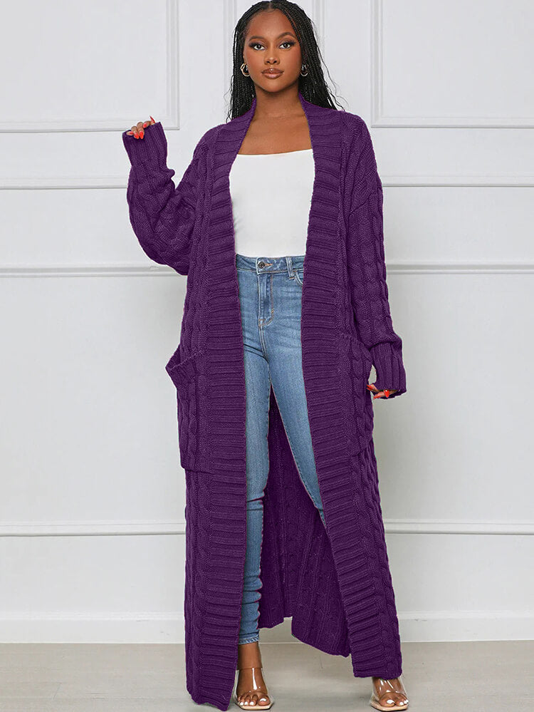 Einfarbige, figurbetonte Strickjacke mit langen Ärmeln