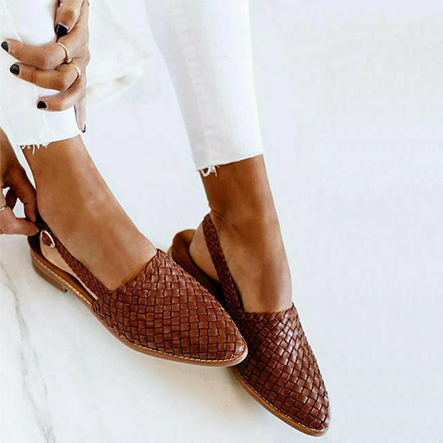 Zapatos planos puntiagudos trenzados vintage