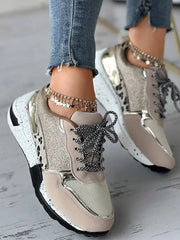 Lässige Sneakers mit Glitzer-Leopardenmuster