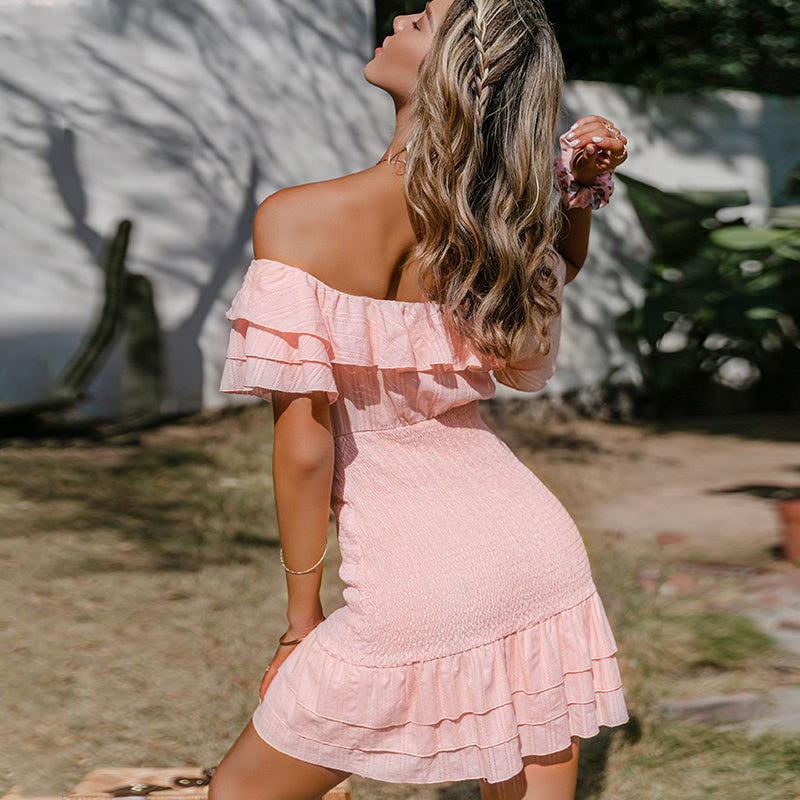 Blaise Satin Smocked Off The Shoulder Kleid - Blush - ENDGÜLTIGER VERKAUF