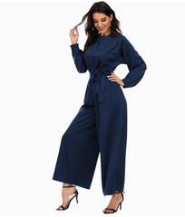 Satin-Jumpsuit mit Pattentasche, Knotensaum und Gürtel