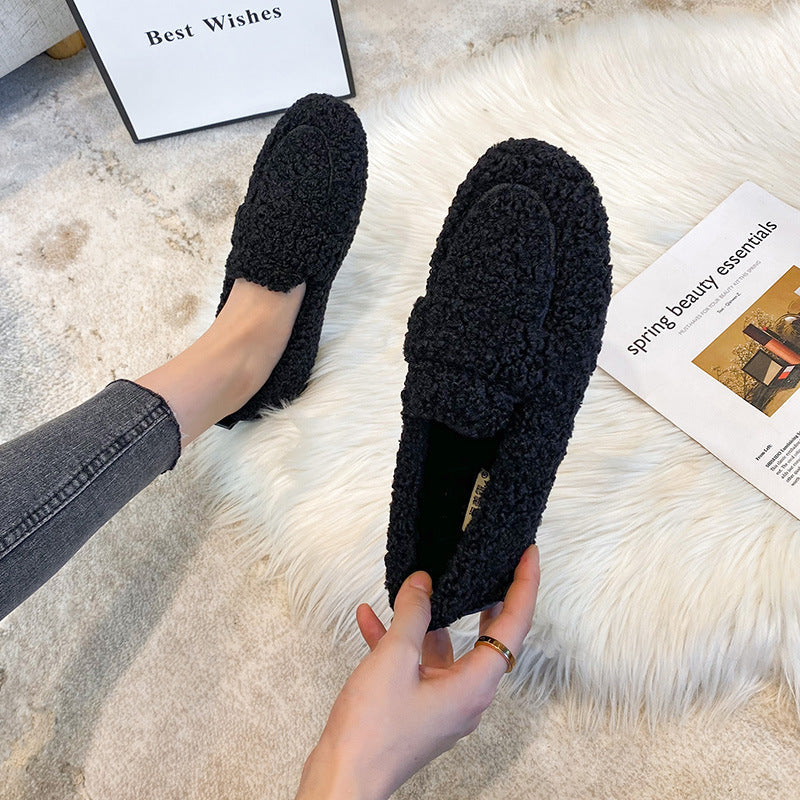 Lindos mocasines planos de piel de cordero cálidos para el invierno