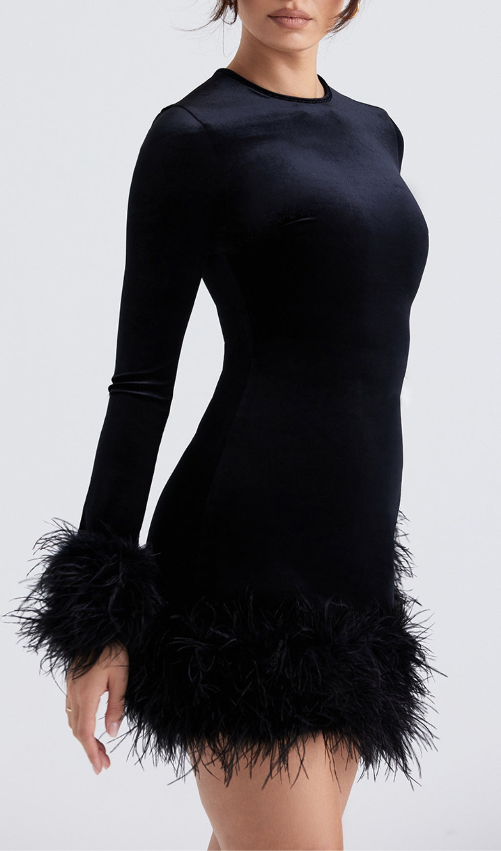 Minivestido de terciopelo negro