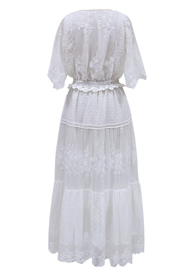 Adoration – Midikleid aus weißer Spitze