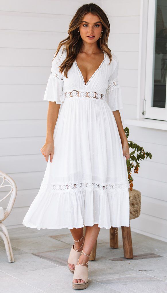 Midikleid aus Baumwollspitze mit V-Ausschnitt