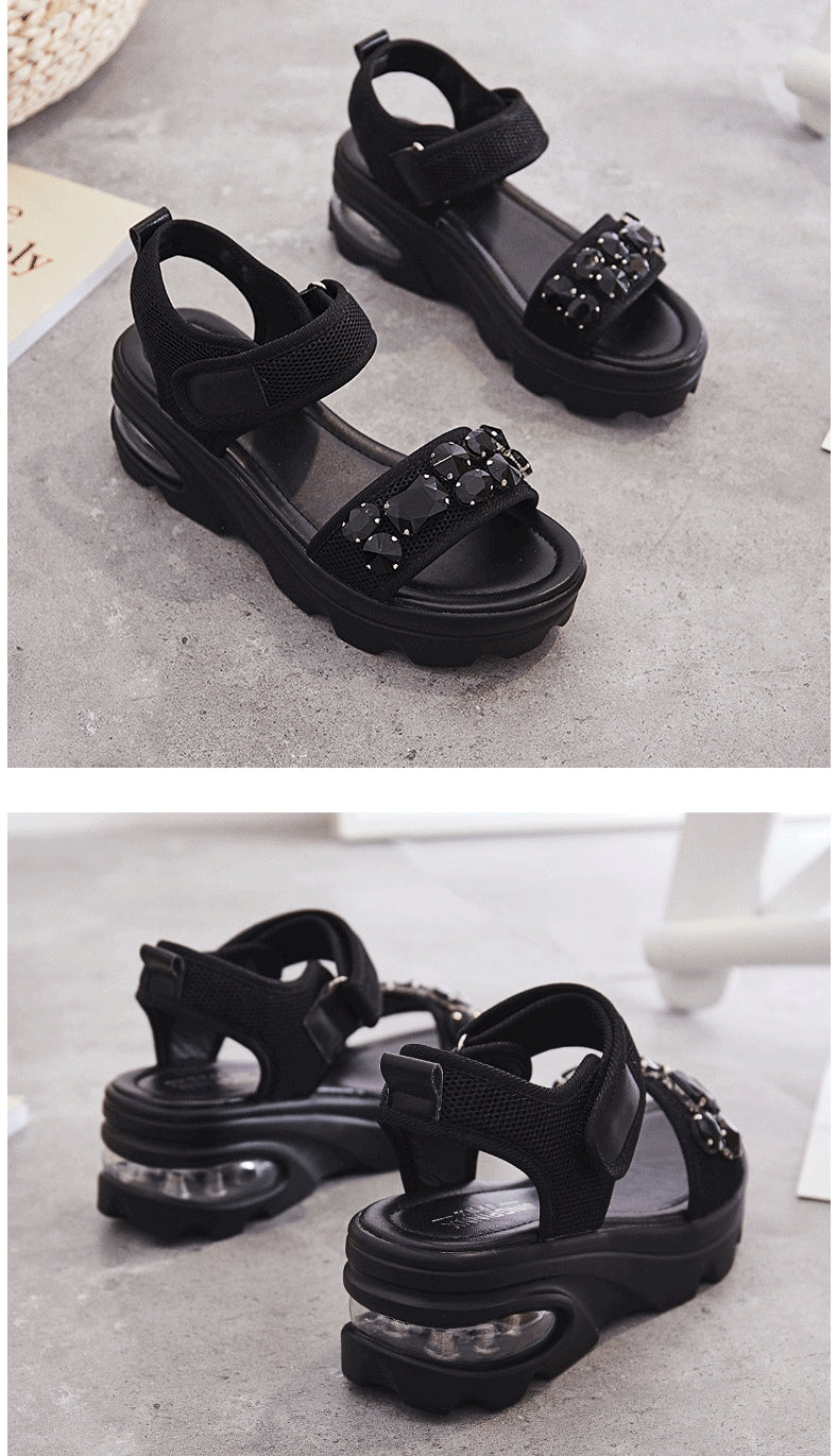 Cute Beans Sandalen mit seitlichem Klettverschluss