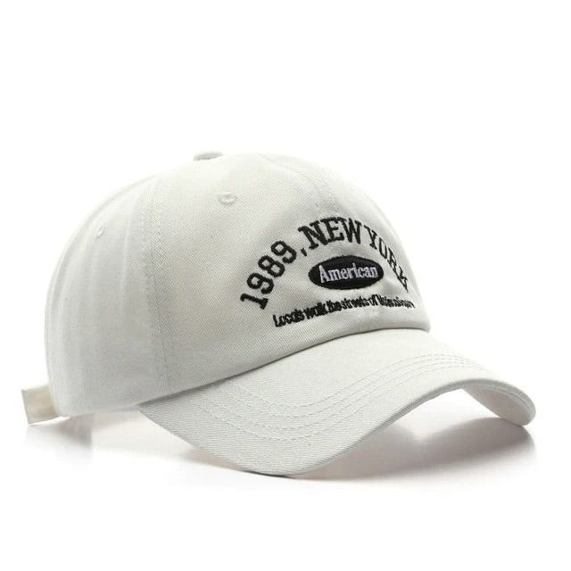 Gorra de béisbol con bordado American Girl