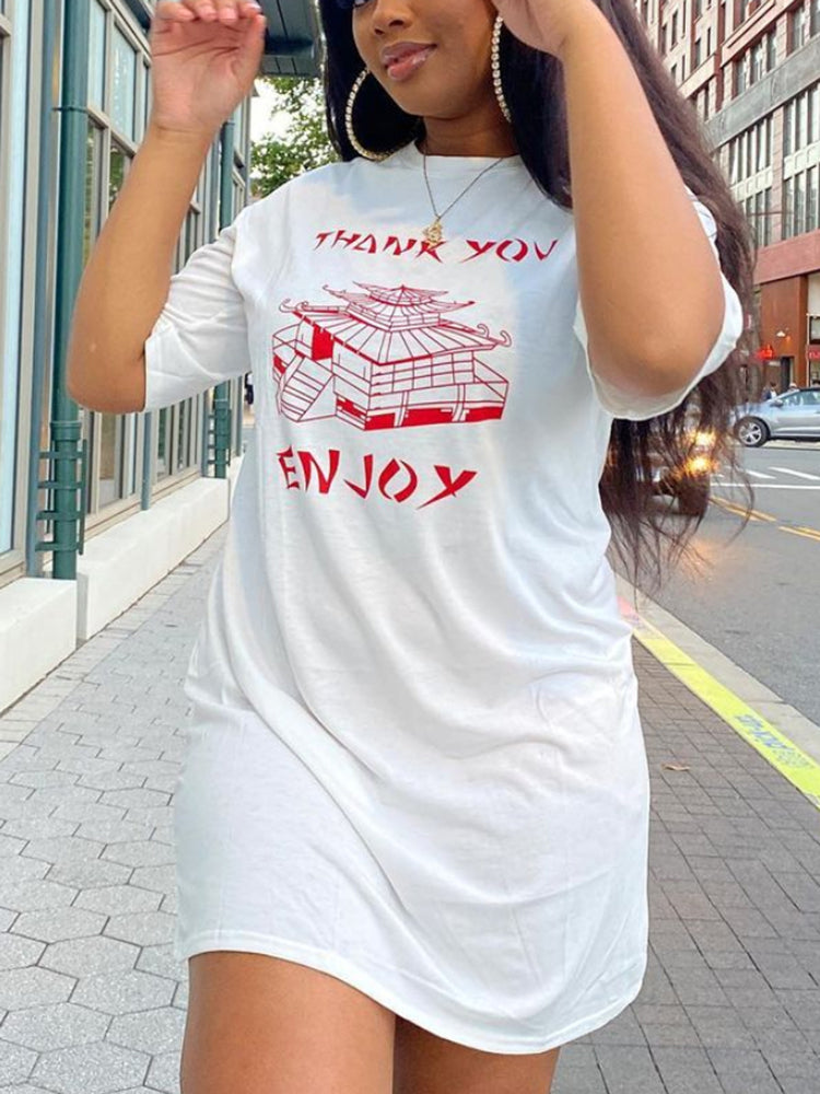 Lässiges Hemdkleid mit geometrischem Buchstabendruck