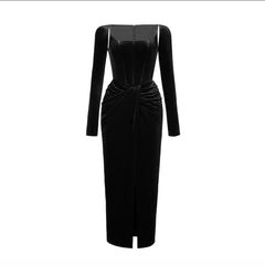 Schwarzes MIDI-Kleid mit langen Korsettärmeln und Schlitz vorn