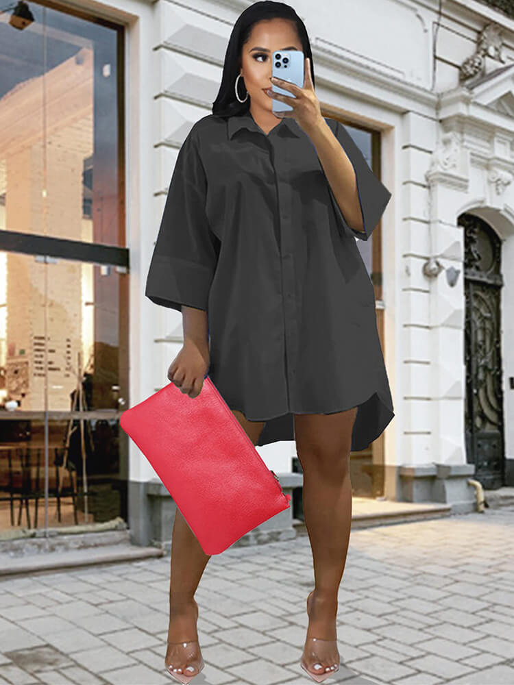 Lässiges, lockeres Hemdkleid mit Knopfleiste