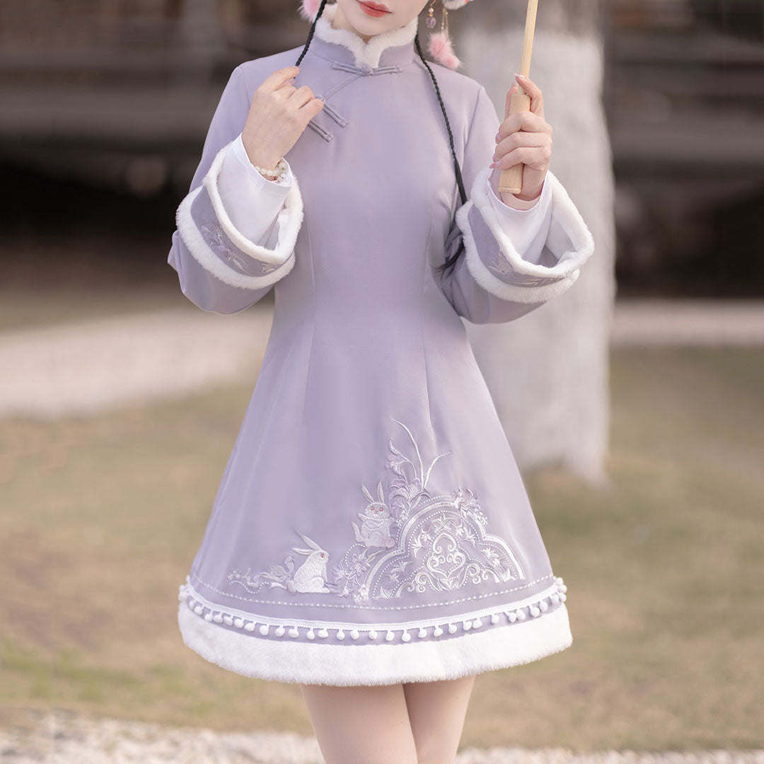 Hasenkleid-Set mit Schleife und Blumen