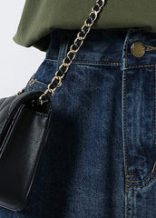 Edle, marineblaue Jeansshorts mit Patchwork-Taschen und hoher Taille und Knopfleiste