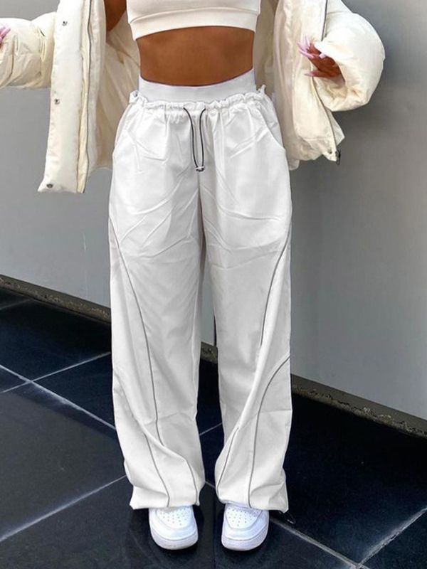 Hose mit geradem Bein und Biesendetail