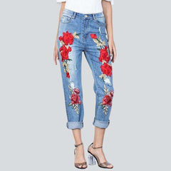 Bestickte weite Jeans für Damen