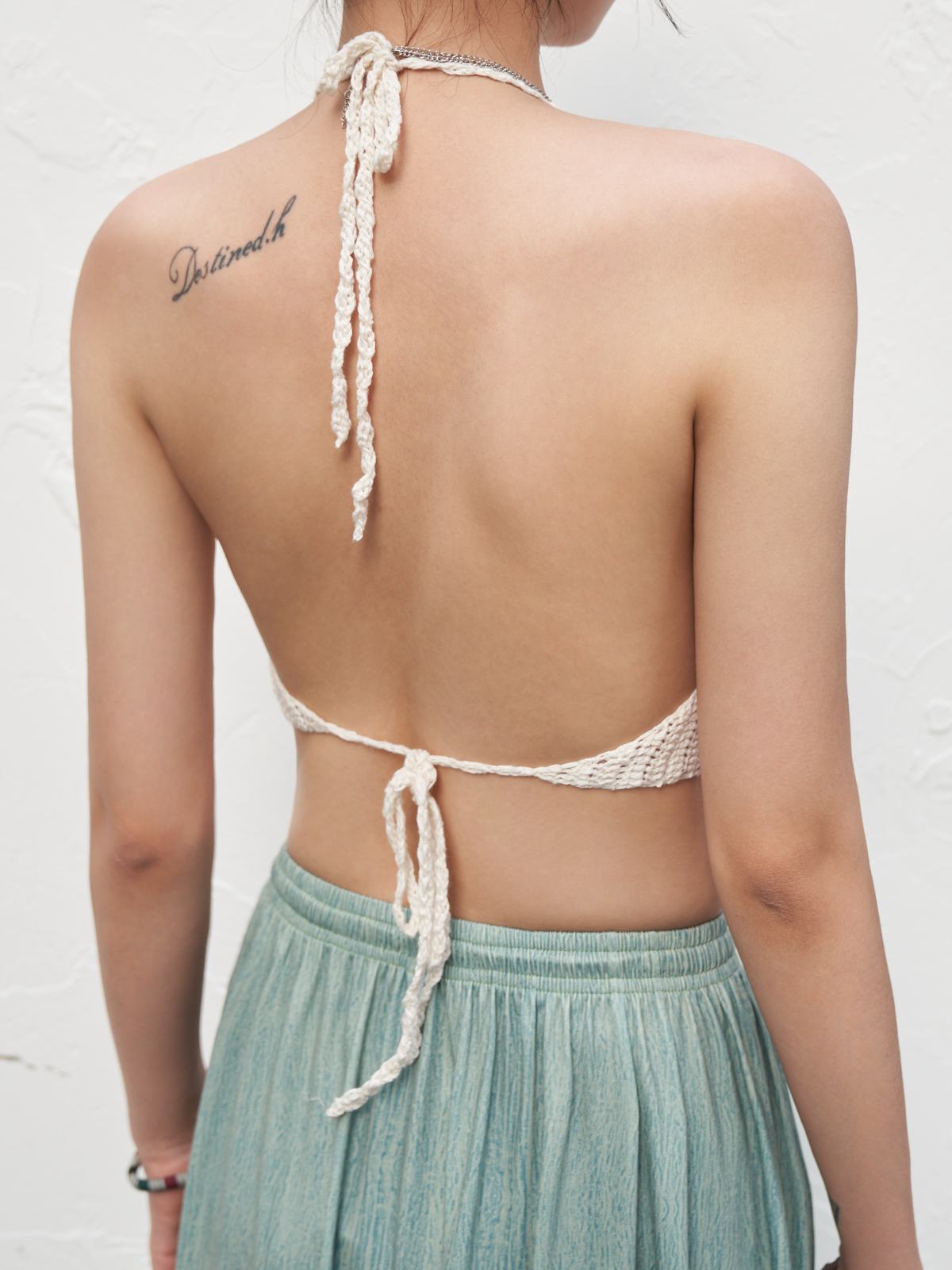 Neckholder-Camisole mit Häkelstrickmuster