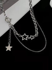 Mehrreihige Halskette mit Strass und Stern Dekor