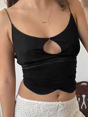 Kurzes Camisole-Top mit Riemchen und Cut-Outs