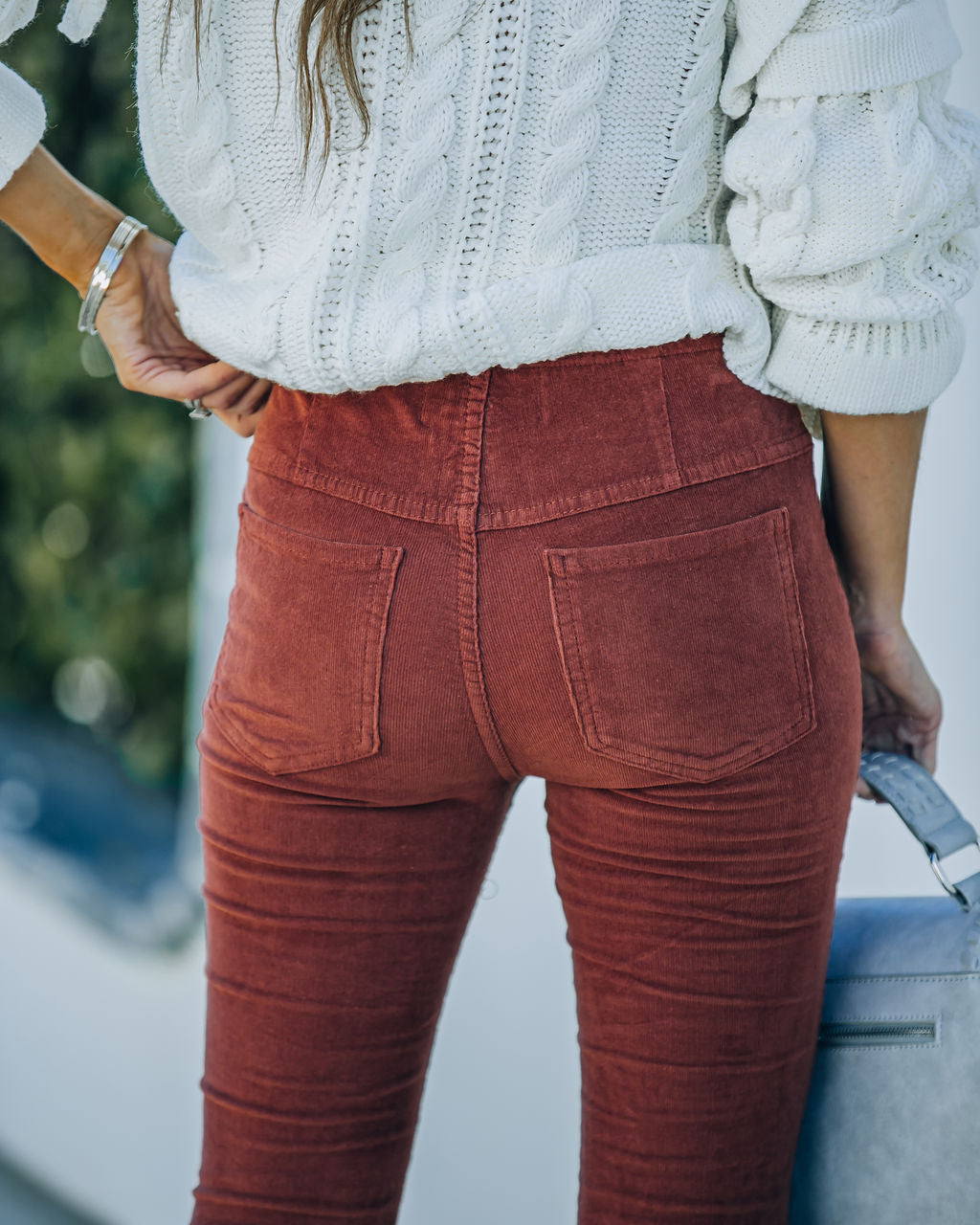 Sophie High Rise Bell Bottom Cordhose - Ziegelrot