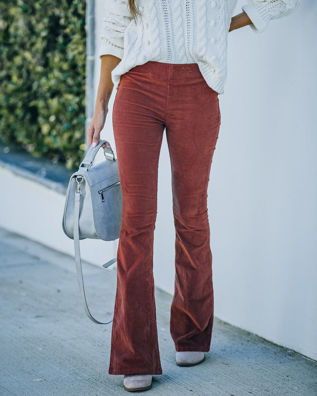 Sophie High Rise Bell Bottom Cordhose - Ziegelrot