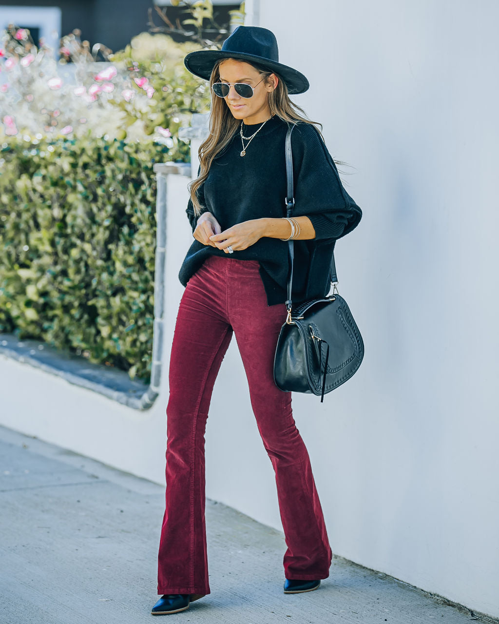 Sophie High Rise Bell Bottom Cordhose - Burgunderrot