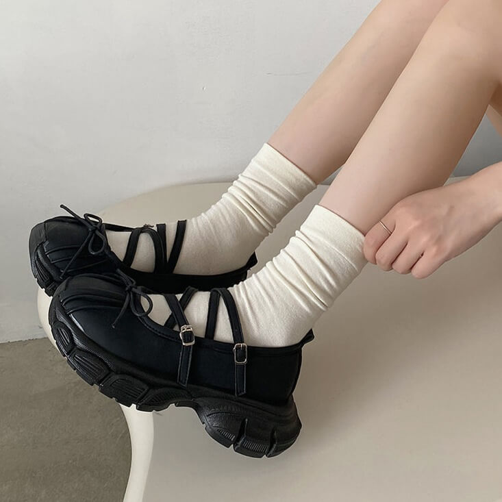 Grunge-Sandalen mit Bubble-Plateau und Schleife vorne